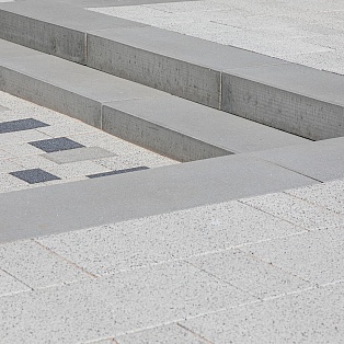 Ступень блочная бетонная Ступень блочная бетонная